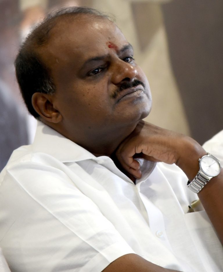 ಸಮ್ಮಿಶ್ರ ಸರ್ಕಾರ ನಡೆಸೋದು ಗೊತ್ತು: ಹೆಚ್ಡಿಕೆ ಟಾಂಗ್!