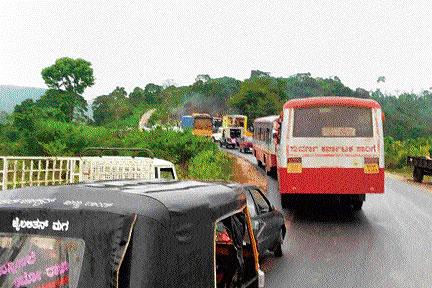 ಶಿರಾಡಿ ಘಾಟ್, ಲಘು ವಾಹನಗಳಿಗೆ ಸಂಚಾರ ಮುಕ್ತ: ದ.ಕ. ಜಿಲ್ಲಾಧಿಕಾರಿ ಆದೇಶ!