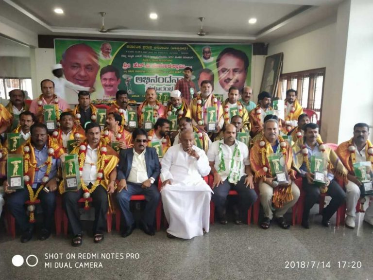 ಮೈತ್ರಿ ಸರ್ಕಾರಕ್ಕೆ ಅಪಾಯ ಬಾರದ ರೀತಿ ಹೋರಾಟ: ದೇವೇಗೌಡ ಗುಡುಗು