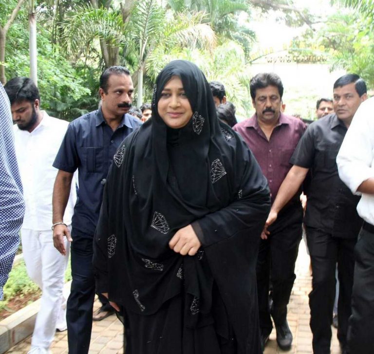 ಎಂಇಪಿ ರಾಷ್ಟ್ರೀಯ ಅಧ್ಯಕ್ಷೆ ಡಾ.ನೌಹೀರಾ ಶೇಕ್ ವಿರುದ್ಧ ತನಿಖೆ:ಪಕ್ಷದಿಂದ ಸಹಕಾರ ನೀಡುವ ಭರವಸೆ