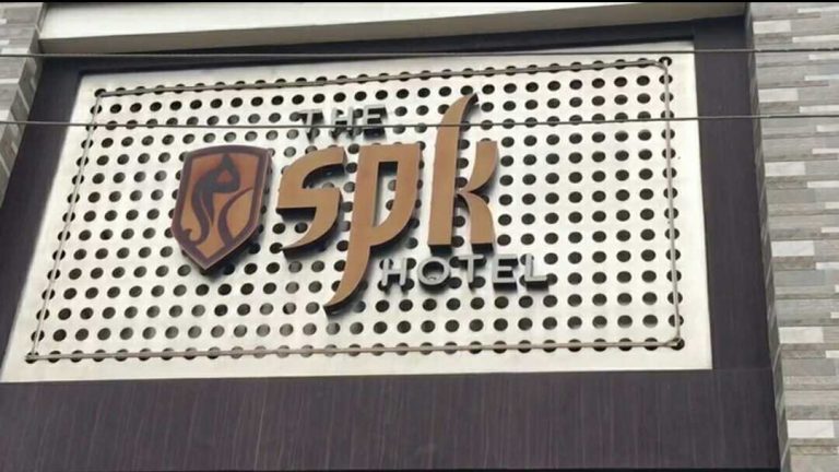 ಐಟಿ ಭರ್ಜರಿ ಬೇಟೆ: 163 ಕೋಟಿ ರೂ.ನಗದು, 101 ಕೆ.ಜಿ.ಚಿನ್ನ ವಶ!