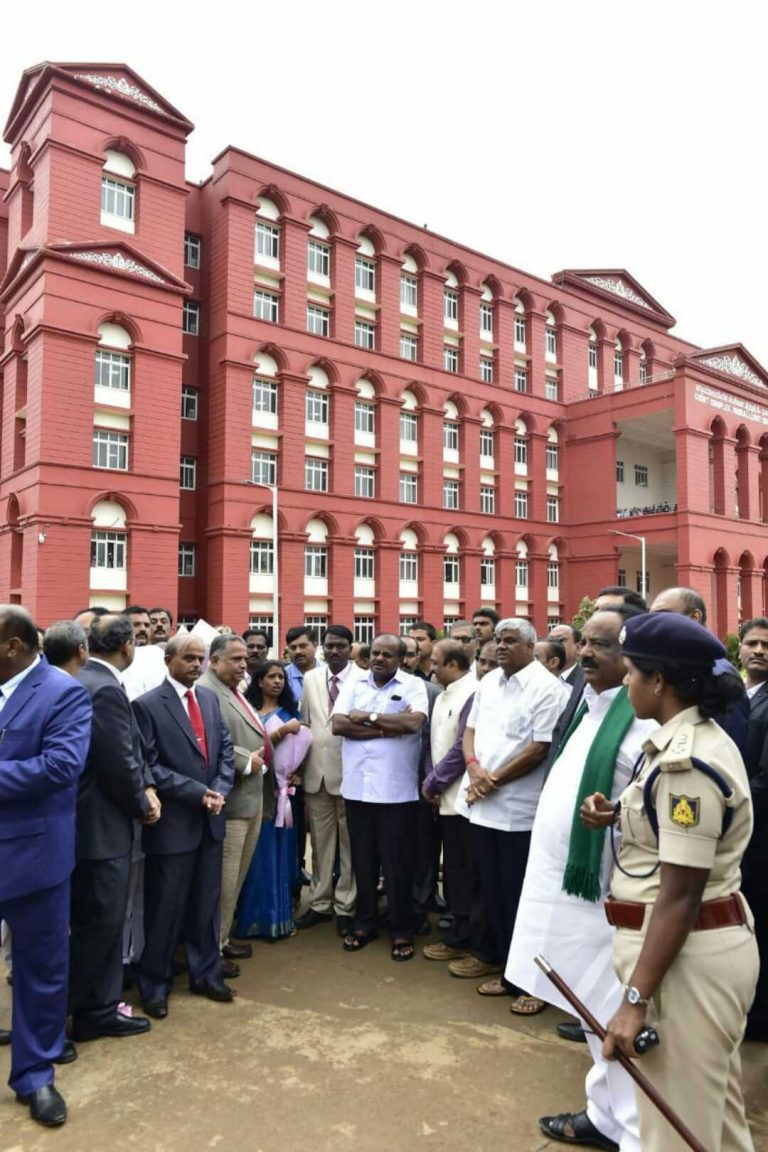 ಯುಪಿಯಲ್ಲಿ ಅತೀಹೆಚ್ಚು ಲೋಕಸಭಾ ಕ್ಷೇತ್ರಗಳಿರುವುದರಿಂದ ಏರ್ ಶೋ ಶಿಫ್ಟ್: ಸಿಎಂ