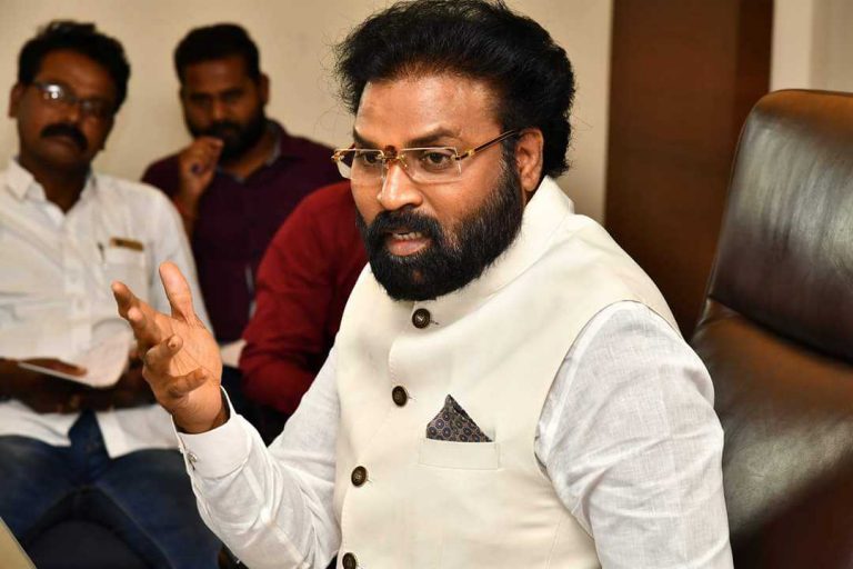 ಕೊಡಗು ಅನಾಹುತಕ್ಕ ರಾಜ್ಯ ಸರಕಾರದ ನಿರ್ಲಕ್ಷ್ಯ ಕಾರಣ: ಶ್ರೀರಾಮುಲು