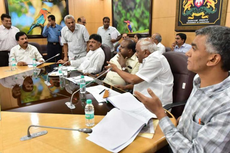 ಎತ್ತಿನಹೊಳೆ ಯೋಜನೆ: 527 ಕೆರೆಗಳ ಹೂಳೆತ್ತಲು ಸಿಎಂ ಸೂಚನೆ