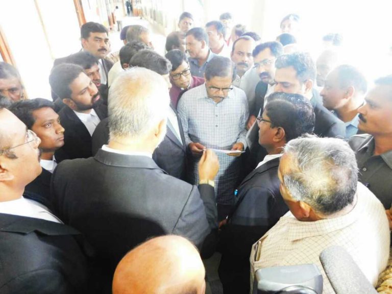 ವಕೀಲರಿಗೆ ನ್ಯಾಯ ಕೊಡಿಸಲು ಬದ್ಧ: ಡಿಸಿಎಂ ಪರಂ