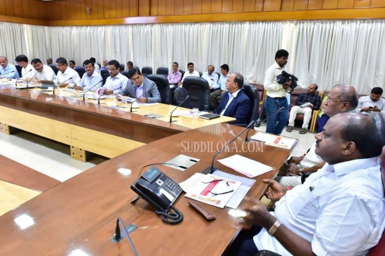 ಮುಖ್ಯಮಂತ್ರಿಗಳಿಂದ ಸಾರಿಗೆ ಇಲಾಖೆಯ ಪ್ರಗತಿ ಪರಿಶೀಲನಾ ಸಭೆ