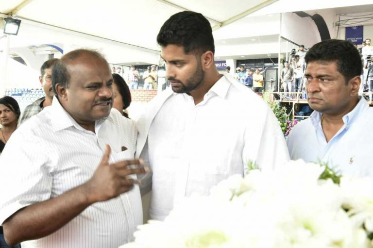 ಮಂಡ್ಯದ ಗಂಡು ಅಂತಿಮ ದರ್ಶನಕ್ಕೆ ತವರಿನಲ್ಲೂ ವ್ಯವಸ್ಥೆ!