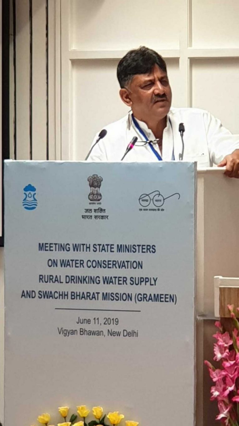 ಮೇಕೆದಾಟು, ಮಹದಾಯಿ ಯೋಜನೆಗೆ ಅನುಮತಿ; ಕೇಂದ್ರಕ್ಕೆ ಸಚಿವ ಡಿಕೆಶಿ ಆಗ್ರಹ