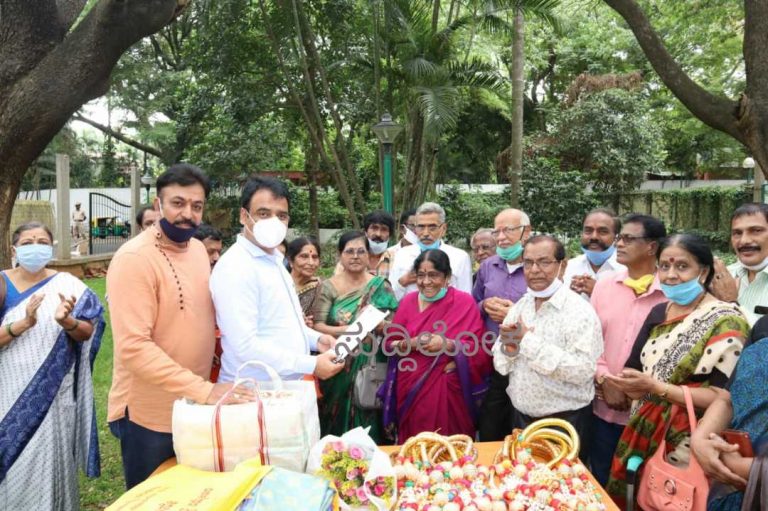 ಚಿತ್ರೀಕರಣದಲ್ಲಿ ಪಾಲ್ಗೊಳ್ಳಲು ಅವಕಾಶ ಕೊಡಿ; ಹಿರಿಯ ಕಲಾವಿದರಿಂದ ಡಾ. ಅಶ್ವತ್ಥನಾರಾಯಣಗೆ ಮನವಿ