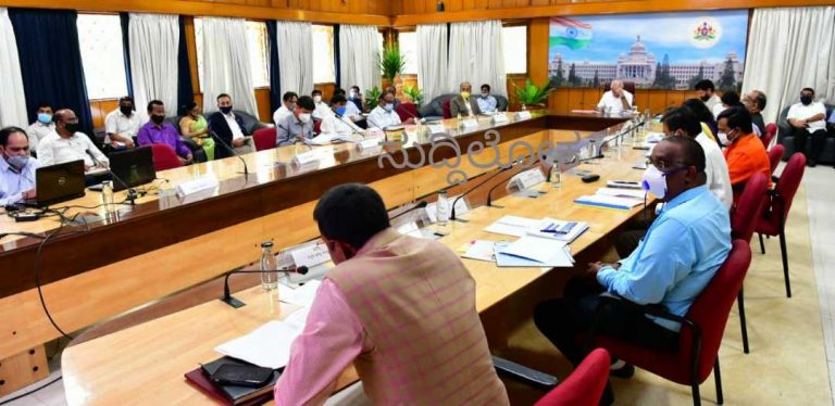 ಶಿವಕುಮಾರ ಸ್ವಾಮೀಜಿ, ಬಾಲಗಂಗಾಧರನಾಥ ಸ್ವಾಮೀಜಿ ಹುಟ್ಟೂರಿನಲ್ಲಿ ಪಾರಂಪರಿಕ ಕೇಂದ್ರ ಸ್ಥಾಪನೆಗೆ ಆದ್ಯತೆ- ಅಧಿಕಾರಿಗಳಿಗೆ ಮುಖ್ಯಮಂತ್ರಿ ಸೂಚನೆ