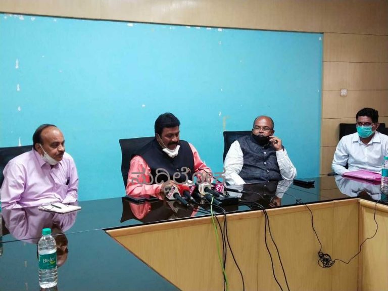 ಕೊರೊನಾ ನಿಯಂತ್ರಣದಲ್ಲಿ ಜನರ ಜವಾಬ್ದಾರಿಯೂ ಮಹತ್ವದ್ದು: ಬಿ.ಸಿ ಪಾಟೀಲ್