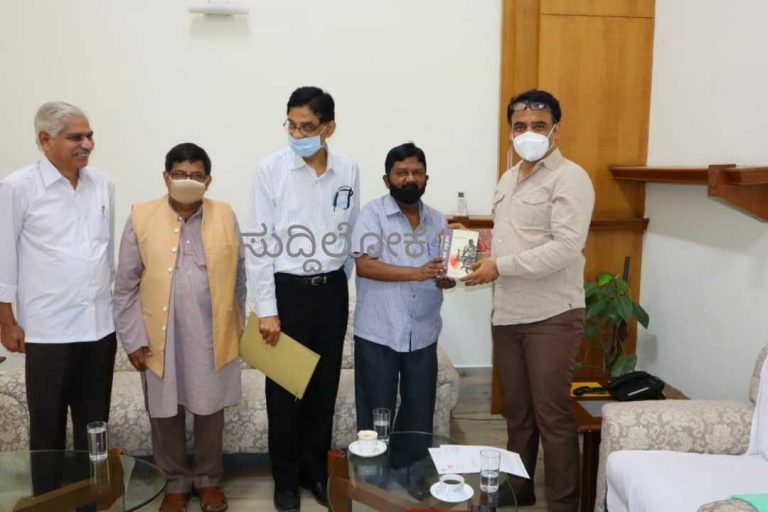 ಸೆಂಟ್ರೆಲ್ ವಿವಿಯಲ್ಲೇ ಸಾಹಿತ್ಯ ಅಕಾಡೆಮಿ ಉಳಿಯಲು ಬಿಡಿ: ಡಾ. ಅಶ್ವತ್ಥನಾರಾಯಣ ಬಳಿ ಸಾಹಿತಿಗಳ ಮನವಿ