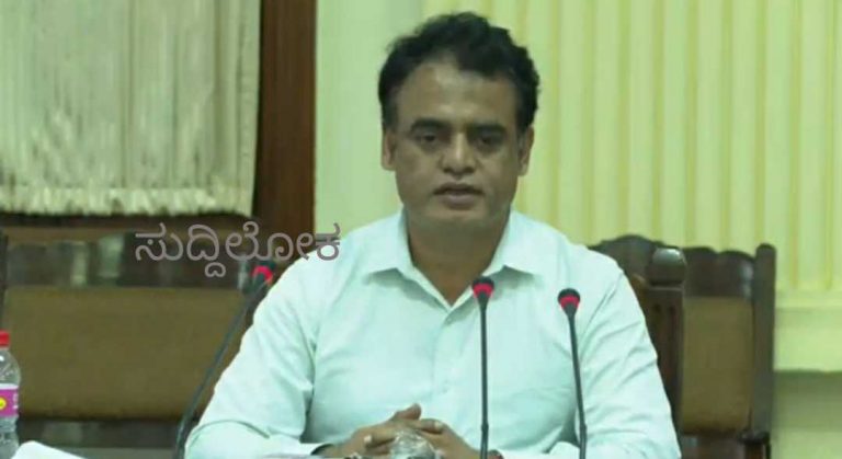 ಅಂತಿಮ ಸೆಮಿಸ್ಟರ್‌ ವಿದ್ಯಾರ್ಥಿಗಳಿಗೆ ಮಾತ್ರ ಪರೀಕ್ಷೆ ಪರೀಕ್ಷೆ ಇಲ್ಲದೆ ಮಧ್ಯಂತರ ಸೆಮಿಸ್ಟರ್‌ ವಿದ್ಯಾರ್ಥಿಗಳು ಪಾಸ್‌