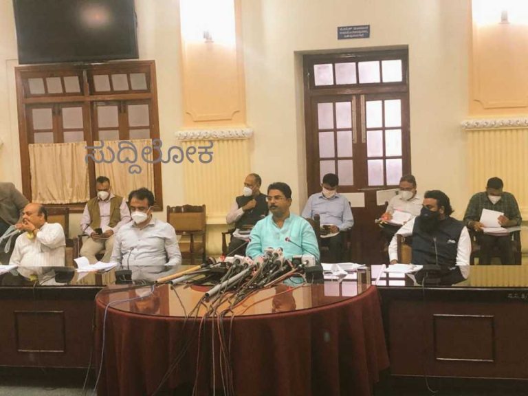 ಕೊರೋನ ಸಂಕಷ್ಟದಲ್ಲಿ ಸುಳ್ಳು ಆಪಾದನೆಗಳನ್ನು ಮಾಡಿ ರಾಜಕೀಯ ಬೇಳೆ ಬೇಯಿಸಲು ಕಾಂಗ್ರೆಸ್ ಪ್ರಯತ್ನಿಸುತ್ತಿದೆ: ಸಚಿವ ಡಾ.ಕೆ.ಸುಧಾಕರ್