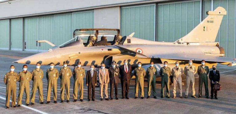 ಭಾರತಕ್ಕೆ ಬಂದಿಳಿದ ರಫೇಲ್ ಫೈಟರ್ ಜೆಟ್ ಯುದ್ದ ವಿಮಾನಗಳು