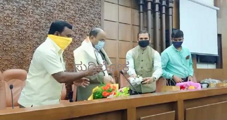 ವಿಧಾನಸೌಧ ಮತ್ತು ವಿಕಾಸ ಸೌಧದಲ್ಲಿ ಸಾರ್ವಜನಿಕರಿಗೆ ಒಂದು ಗಂಟೆ ಮಾತ್ರ ಪ್ರವೇಶ: ಟಿ.ಎಮ್ ವಿಜಯ ಭಾಸ್ಕರ್