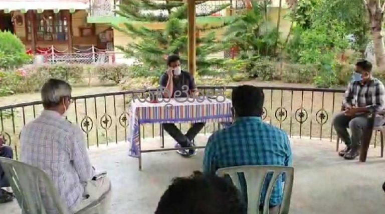 ಹಿರೇಕೆರೂರು ಕೋವಿಡ್ ಪರಿಶೀಲನಾ ಸಭೆ ನಡೆಸಿದ ಕೃಷಿ ಸಚಿವ ಬಿ.ಸಿ.ಪಾಟೀಲ್