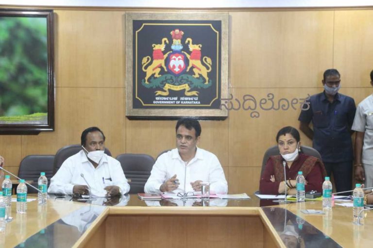 ಹಂತ ಹಂತವಾಗಿ ಸಮಸ್ಯೆಗಳ ಪರಿಹಾರದ ಭರವಸೆ; ಚಿತ್ರರಂಗದ ಗಣ್ಯರ ಜತೆ ಮತ್ತೊಮ್ಮೆ ಚರ್ಚಿಸಿದ ಡಿಸಿಎಂ ಚರ್ಚೆ