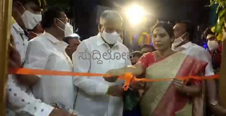 ಅನಂತ್ ಕುಮಾರ್,ಶಾಮ್ ಪ್ರಸಾದ್ ಮುಖರ್ಜಿ ಕ್ರೀಡಾ ಸಂಕೀರ್ಣ ಹಾಗೂ ನಚಿಕೇತ ಉದ್ಯಾನವನಕ್ಕೆ ವಸತಿ ಸಚಿವ ವಿ. ಸೋಮಣ್ಣ ಚಾಲನೆ..