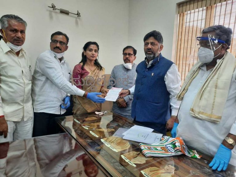 ಐಎಎಸ್ ಅಧಿಕಾರಿ ಡಿಕೆ ರವಿ ಪತ್ನಿ ಕುಸುಮಾ ಕಾಂಗ್ರೆಸ್ ಮೂಲಕ ರಾಜಕೀಯಕ್ಕೆ ಎಂಟ್ರಿ