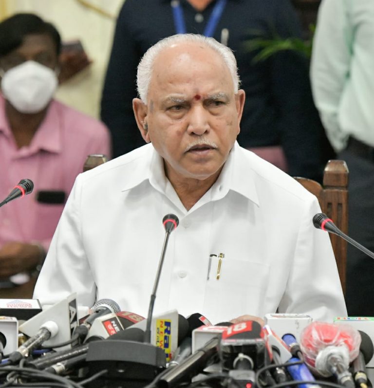 ಮುಖ್ಯಮಂತ್ರಿ ಬಿ.ಎಸ್.ಯಡಿಯೂರಪ್ಪ ಪದತ್ಯಾಗ!