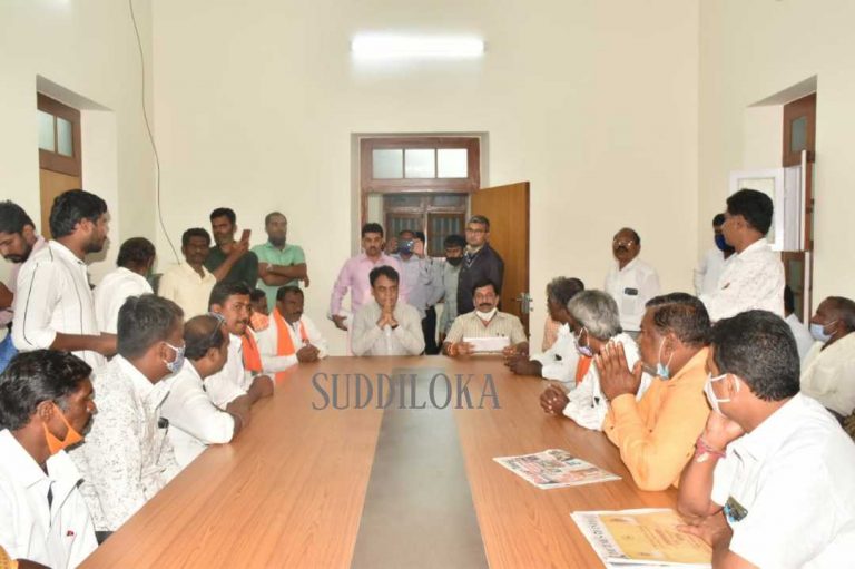 ಗ್ರಾಪಂ ಚುನಾವಣೆ; ಕನಕಪುರದಲ್ಲಿ ಗೆದ್ದ ಬಿಜೆಪಿ ಬೆಂಬಲಿತ ಸದಸ್ಯರಿಗೆ ಕರ್ತವ್ಯದ ಪಾಠ ಮಾಡಿದ ಡಿಸಿಎಂ