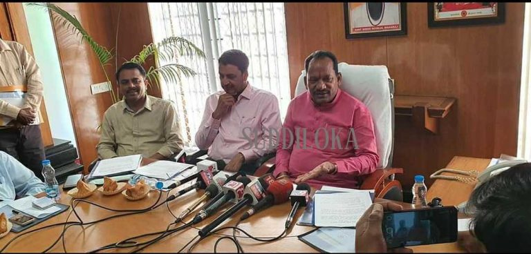 ಹಕ್ಕಿಜ್ವರ (H5N8) ಎಲ್ಲಾ ಜಿಲ್ಲೆಗಳಲ್ಲಿಯೂ ಹೈ ಅಲರ್ಟ್ : ಸಚಿವ ಪ್ರಭು ಚವ್ಹಾಣ್