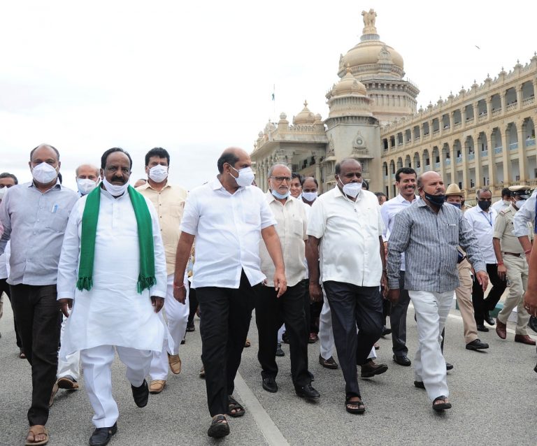ಜೆಡಿಎಸ್ ನಿಂದ ವಿಧಾನಸೌಧದಿಂದ ರಾಜಭವನದವರೆಗೆ ಕಾಲ್ನಡಿಗೆ ಜಾಥಾ