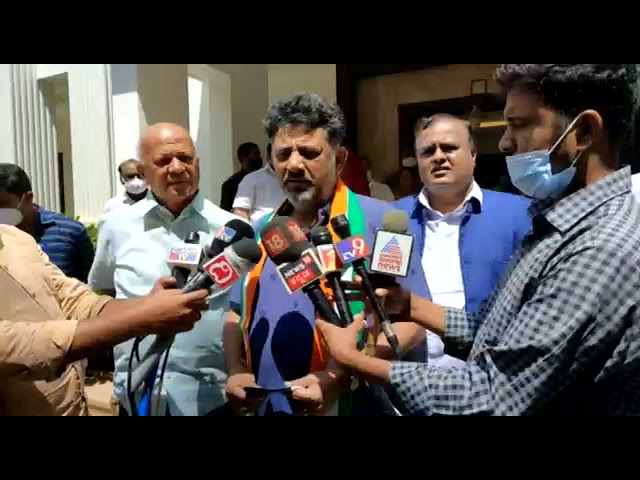 ಬರೀ 17 ಜನ ಅಲ್ಲ, ಕಾಂಗ್ರೆಸ್ ಸಿದ್ಧಾಂತ, ನಾಯಕತ್ವ ಒಪ್ಪುವ ಯಾರೂ ಬೇಕಾದರೂ ಪಕ್ಷ ಸೇರಲು ಅರ್ಜಿ ಹಾಕಬಹುದು; ಡಿ.ಕೆ. ಶಿವಕುಮಾರ