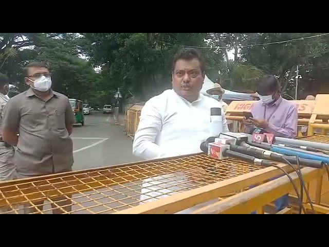 ಮುಖ್ಯಮಂತ್ರಿಗಳ ಭೇಟಿ ಮಾಡಿ ಕುತೂಹಲ ಮೂಡಿಸಿದ ಕಾಂಗ್ರೆಸ್ ನಾಯಕ..