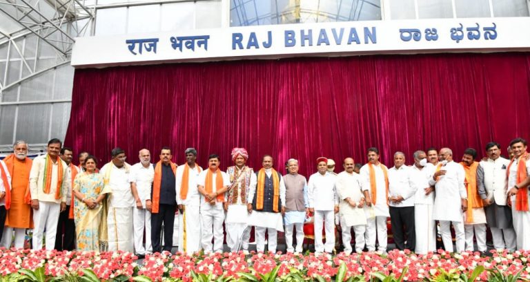 ಇಪ್ಪತ್ತೊಂಬತ್ತು ಶಾಸಕರ ಸೇರ್ಪಡೆಯೊಂದಿಗೆ ಮೂವತ್ತಕ್ಕೆ ಏರಿದ ಬಸವರಾಜ ಬೊಮ್ಮಾಯಿ ಸಂಪುಟ ಬಲ