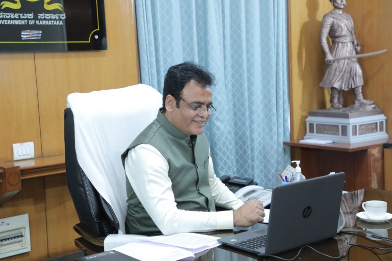 220 ಶತಕೋಟಿ ಡಾಲರ್ ವಹಿವಾಟು ಉದ್ದೇಶ,ಕರ್ನಾಟಕ ಮೊದಲ ಸ್ಥಾನ ಪಡೆಯುವ ಗುರಿ,ಮಿಕಂಡಕ್ಟರ್ ವಲಯಕ್ಕೆ ಉಜ್ವಲ ಭವಿಷ್ಯ: ಅಶ್ವತ್ಥನಾರಾಯಣ