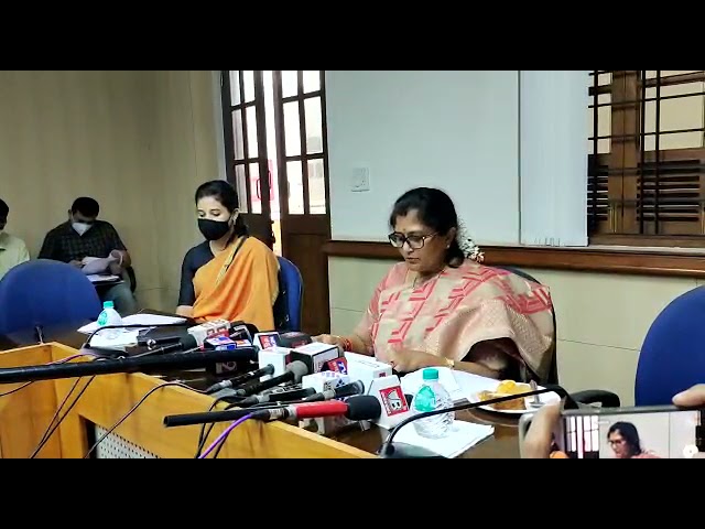 Video-ಮುಜರಾಯಿ ಇಲಾಖೆಯ ಅರ್ಚಕರು ಹಾಗೂ ದೇವಾಲಯ ನೌಕರರಿಗೆ ದಸರಾ ಬಂಪರ್ ಕೊಡುಗೆ,6ನೇ ವೇತನ ಆಯೋಗ, ಆರೋಗ್ಯ ವಿಮೆ ಜಾರಿ