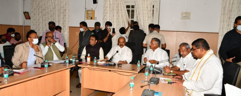 ಜನವರಿ ಅಂತ್ಯಕ್ಕೆ 30 ಕಿ.ಮೀ ರಾಜಕಾಲುವೆ ಕಾಮಗಾರಿ ಪೂರ್ಣಗೊಳಿಸಲು ಸೂಚನೆ: ಸಿಎಂ